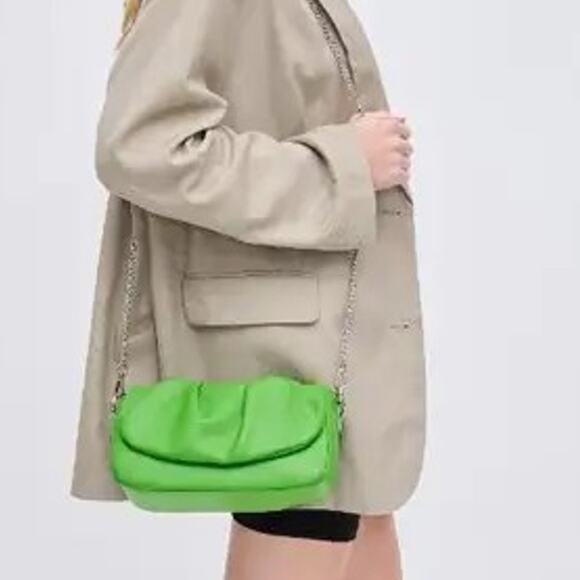 Meadow Vegan Leather Crossbody Chain Strap Citron Green - Picture 11 of 12